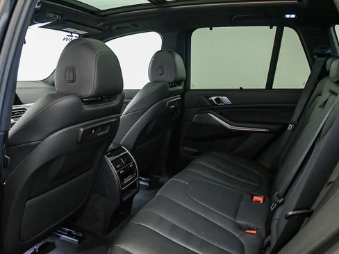 Used 2022 BMW X5 xDrive40i w/ Premium Package AWD/4WD image 19