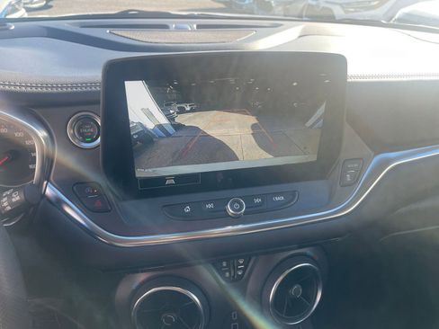 Used 2025 Chevrolet Blazer LT image 17