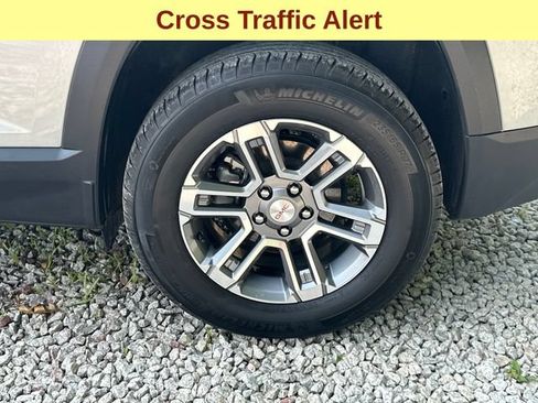 Used 2025 GMC Terrain Elevation AWD/4WD image 9