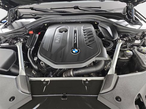Used 2019 BMW 540i xDrive w/ Convenience Package image 34