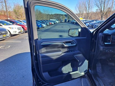 Used 2022 Chevrolet Silverado 1500 High Country image 12