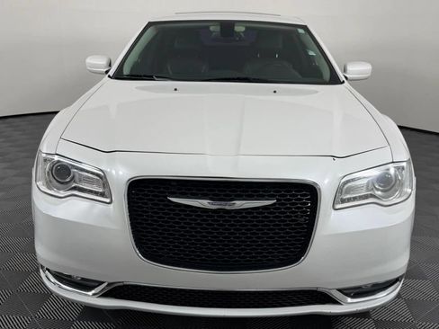 Used 2015 Chrysler 300 Touring w/ Limited Group RWD image 3