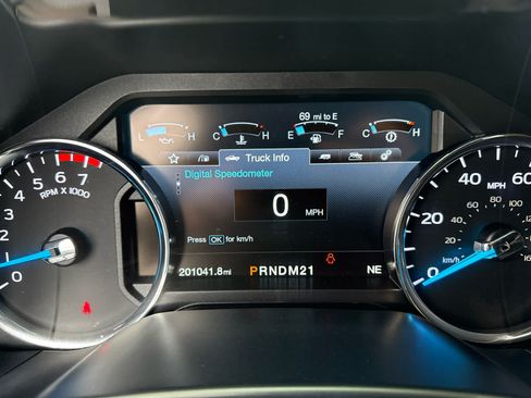 Used 2017 Ford F250 Lariat w/ Chrome Package AWD/4WD image 15