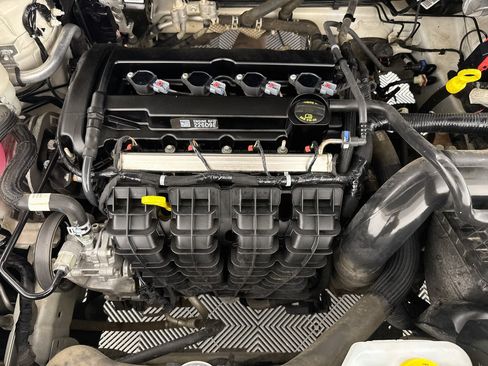 Used 2020 Dodge Journey SE w/ SE Popular Equipment Group FWD image 36