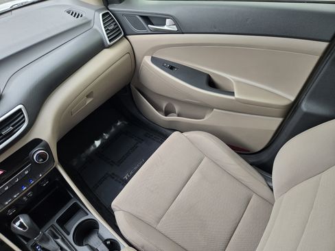 Used 2019 Hyundai Tucson Value FWD image 15