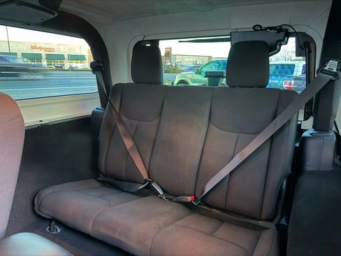 Used 2015 Jeep Wrangler Sport w/ Quick Order Package 24S image 18