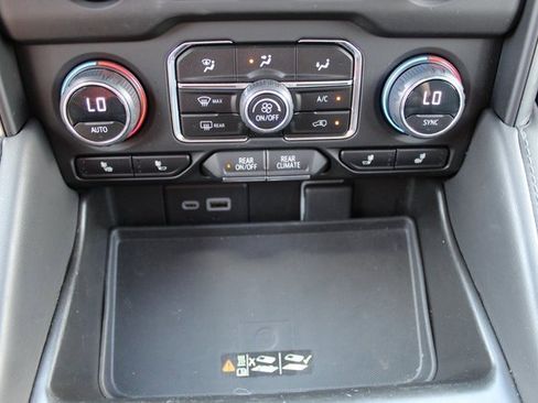 Used 2023 Chevrolet Tahoe LT image 29