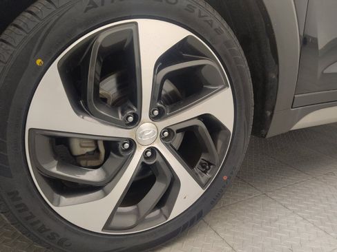 Used 2017 Hyundai Tucson Sport FWD image 31