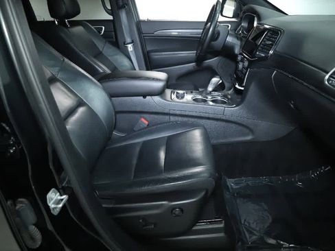 Used 2021 Jeep Grand Cherokee Limited w/ Trailer Tow Group IV image 35