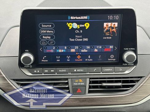 Used 2024 Nissan Altima 2.5 SV image 5