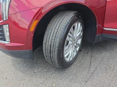 Used 2017 Cadillac XT5 Premium Luxury w/ LPO, Wheel Lock Package AWD/4WD image 33