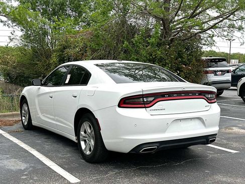 Used 2018 Dodge Charger SXT image 4