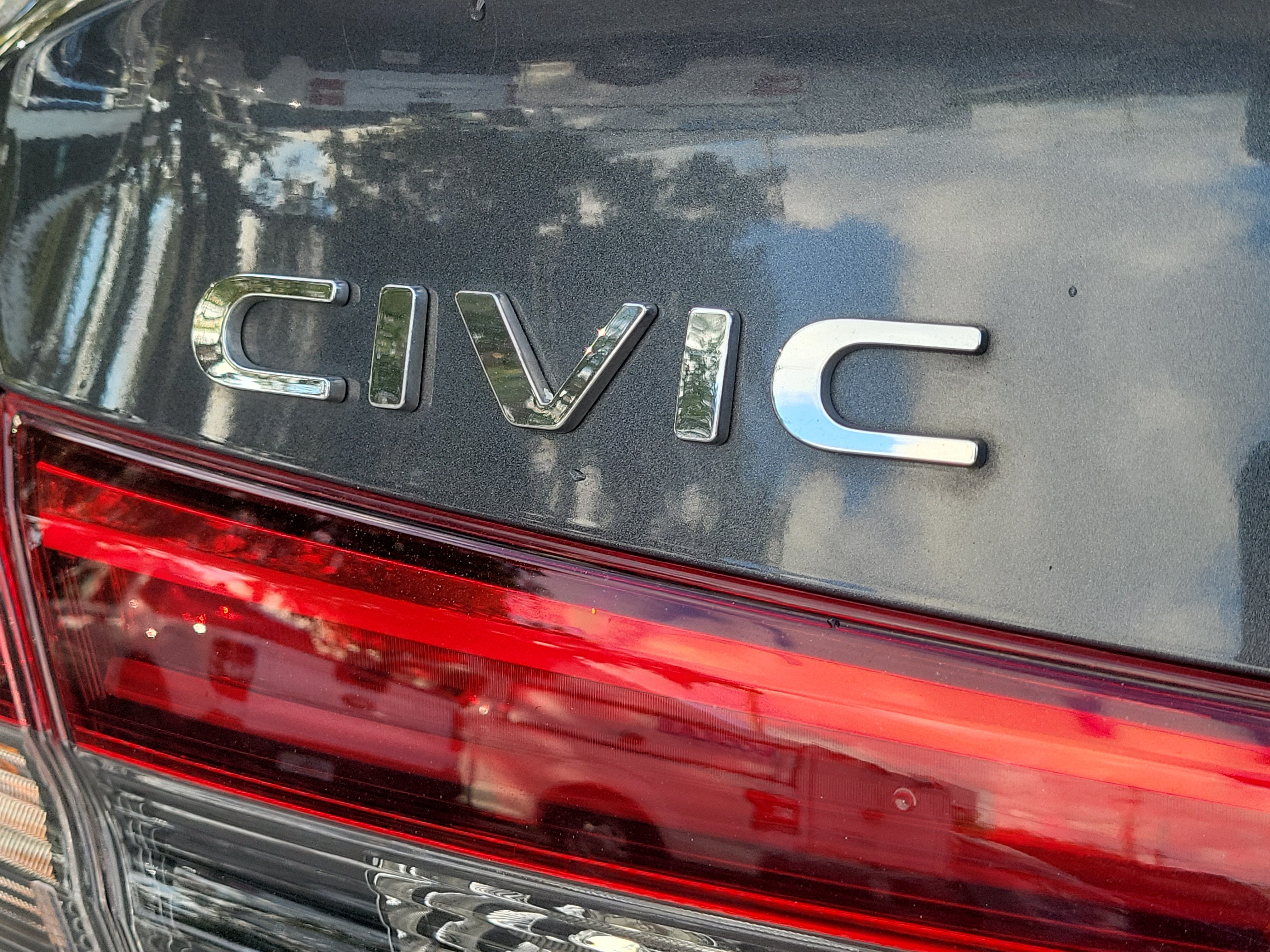 Used 2024 Honda Civic Touring image 10
