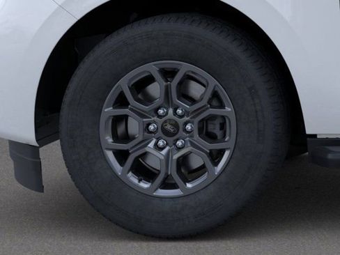 New 2026 Ford Expedition Active image 19