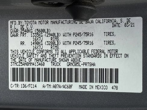 Used 2021 Toyota Tacoma SR5 w/ Technology Package AWD/4WD image 43