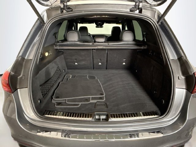 Used 2025 Mercedes-Benz GLE 450 4MATIC image 26