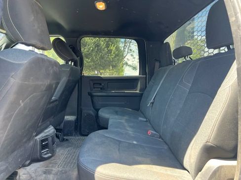 Used 2021 RAM 3500 Tradesman w/ Chrome Appearance Group AWD/4WD image 12