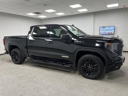 Used 2023 GMC Sierra 1500 Elevation image 14