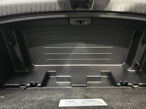 New 2026 Chevrolet Traverse RS w/ LPO, Floor Liner Package image 13