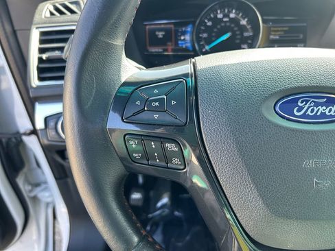 Used 2016 Ford Explorer Sport w/ Equipment Group 401A AWD/4WD image 15