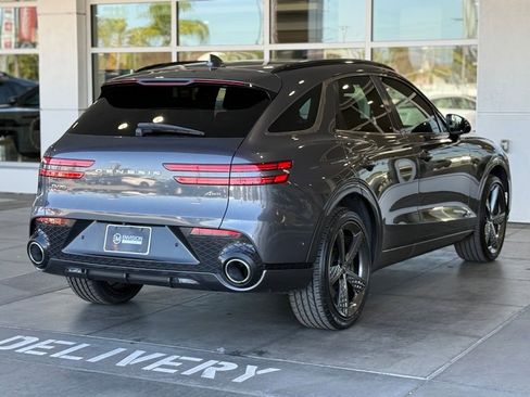 Used 2023 Genesis GV70 2.5T w/ Sport Prestige Package AWD/4WD image 12