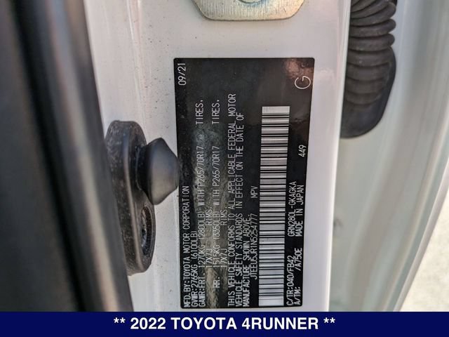 Used 2022 Toyota 4Runner SR5 RWD image 31