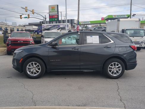 Used 2025 Chevrolet Trax RS w/ Driver Confidence Package image 4