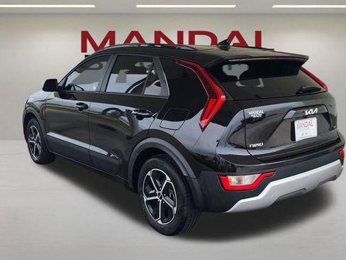 Used 2024 Kia Niro LX FWD image 10