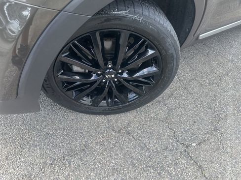 Used 2020 Kia Telluride SX w/ SX Prestige Package AWD/4WD image 2