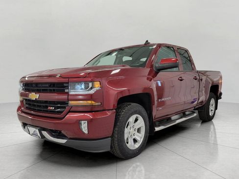 Used 2017 Chevrolet Silverado 1500 LT w/ All Star Edition image 13