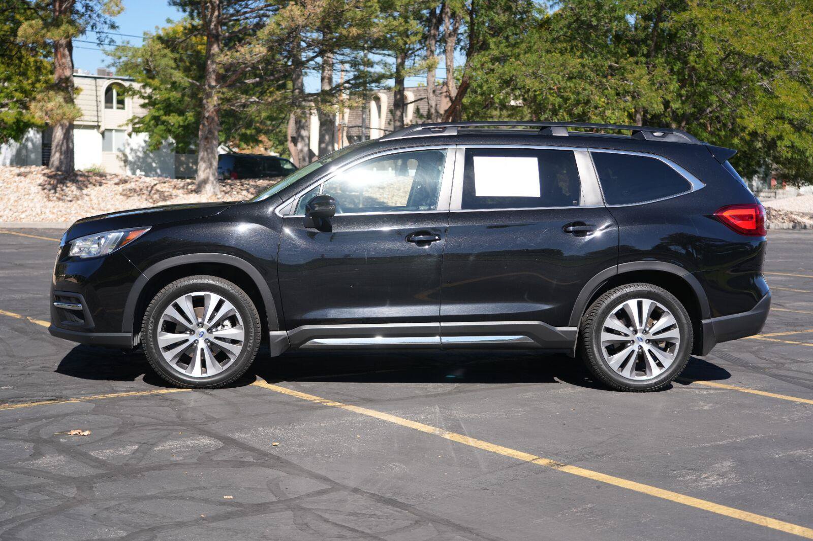 Used 2021 Subaru Ascent Limited w/ Technology Package AWD/4WD image 2