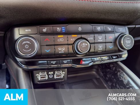 Used 2024 Dodge Durango R/T AWD/4WD image 35