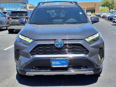 Used 2024 Toyota RAV4 SE image 8