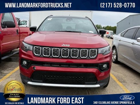 Used 2025 Jeep Compass Limited AWD/4WD image 1