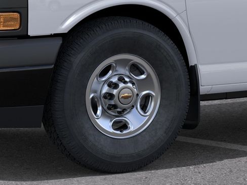New 2026 Chevrolet Express 2500 RWD image 9
