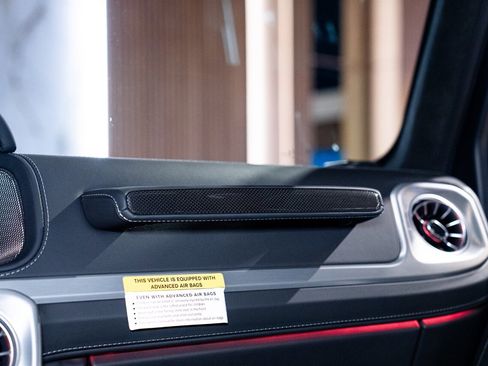 Used 2025 Mercedes-Benz G 63 AMG 4MATIC image 7