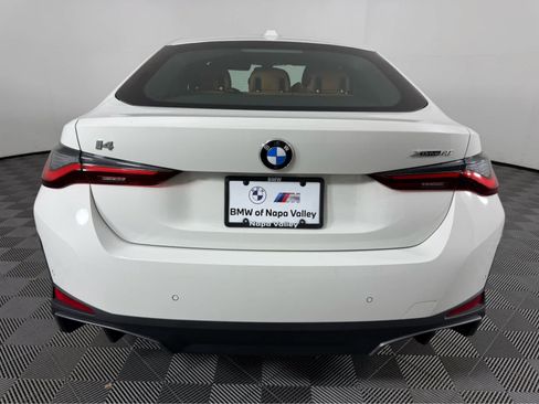 New 2026 BMW i4 xDrive40i w/ Premium Package AWD/4WD image 4