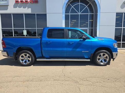 Used 2021 RAM 1500 Big Horn AWD/4WD image 3
