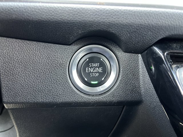 Used 2024 Chevrolet Traverse LT FWD image 17