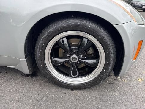 Used 2005 Nissan 350Z Enthusiast RWD image 18