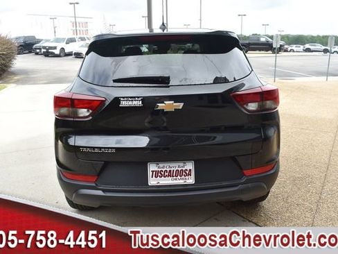 New 2026 Chevrolet TrailBlazer LS w/ LS Convenience Package FWD image 8