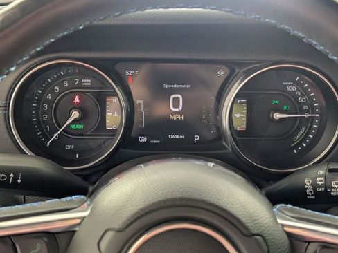 Used 2023 Jeep Wrangler Unlimited Rubicon 4xe AWD/4WD image 16