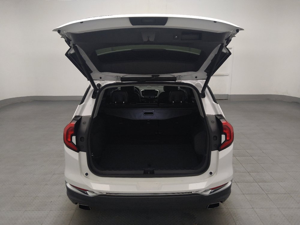Used 2020 GMC Terrain SLT w/ Preferred Package FWD image 29
