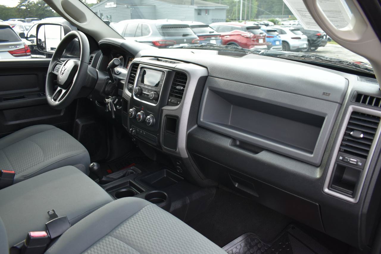 Used 2018 RAM 2500 Tradesman w/ Chrome Appearance Group AWD/4WD image 13