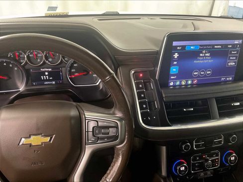 Used 2021 Chevrolet Tahoe LT w/ LT Signature Package image 19