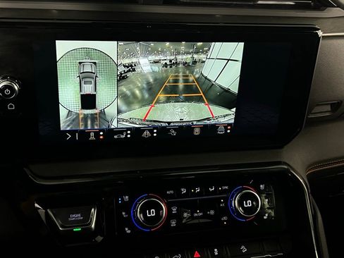 Used 2025 GMC Sierra 1500 AT4 image 23