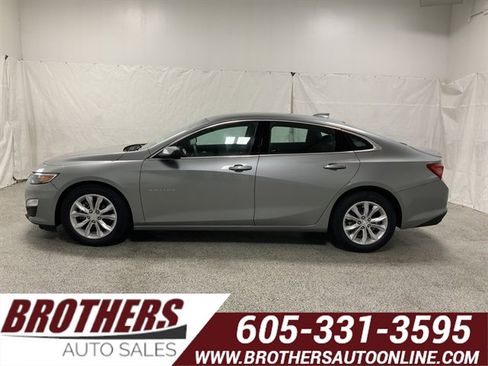 Used 2023 Chevrolet Malibu LT image 1