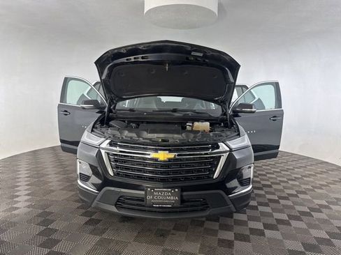 Used 2023 Chevrolet Traverse LT image 11