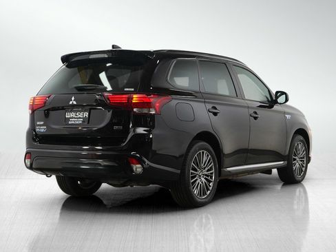 Used 2022 Mitsubishi Outlander LE image 5