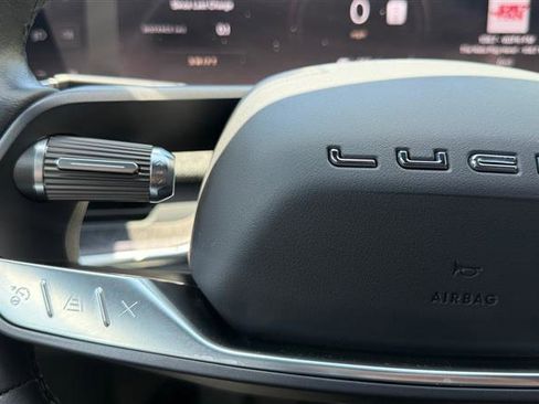 Used 2024 Lucid Air Touring AWD/4WD image 33